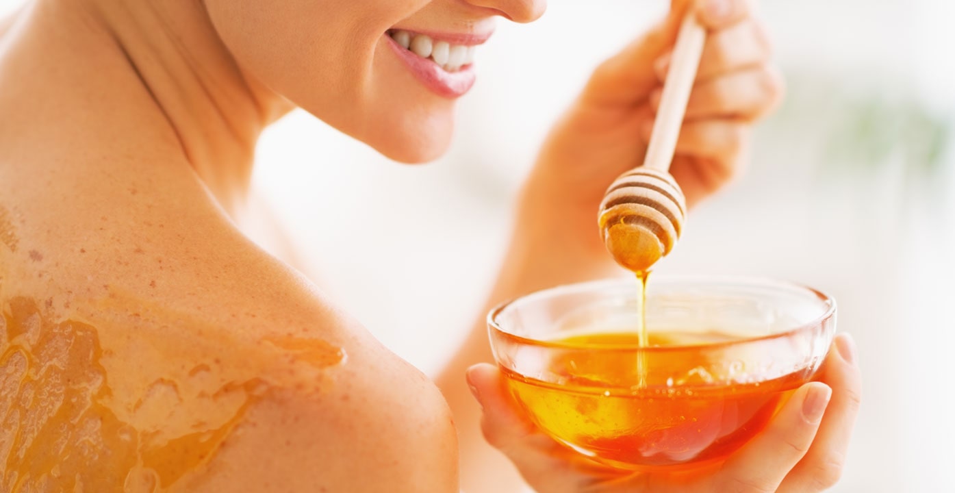 Benefit of using Honey on your Face As a Moisturizer