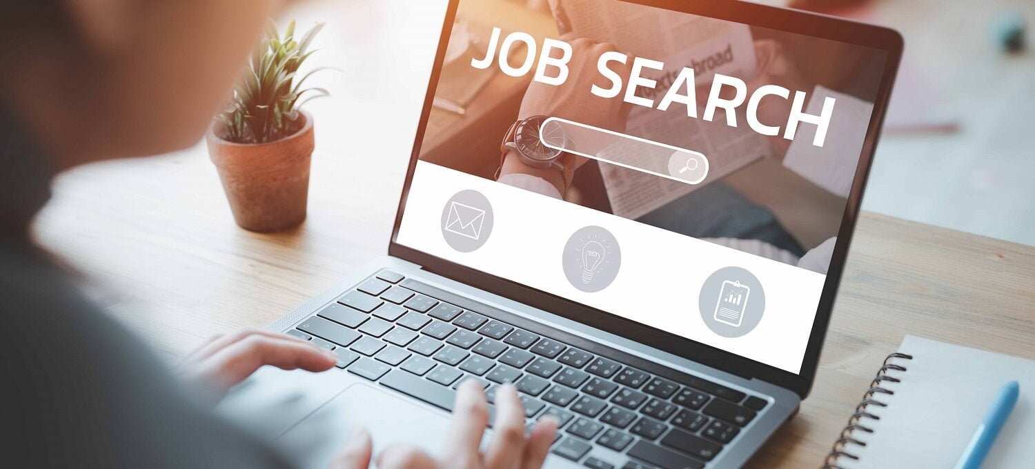 Essential things to do while job hunting - Career Development